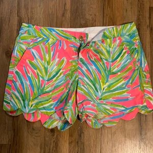 Lilly Pulitzer buttercup shorts size 4